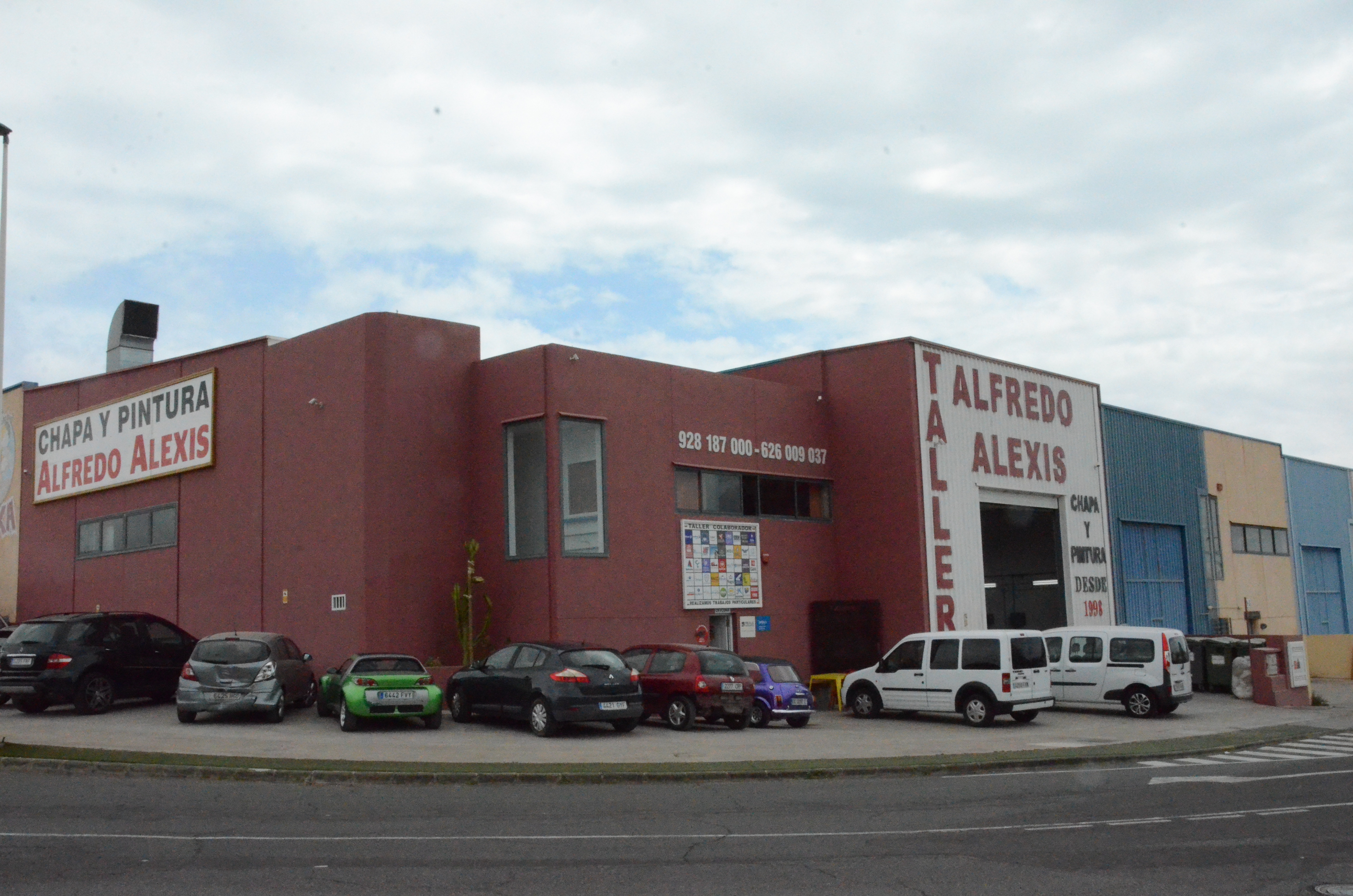 TALLER ALFREDO ALEXIS CHAPA Y PINTURA
